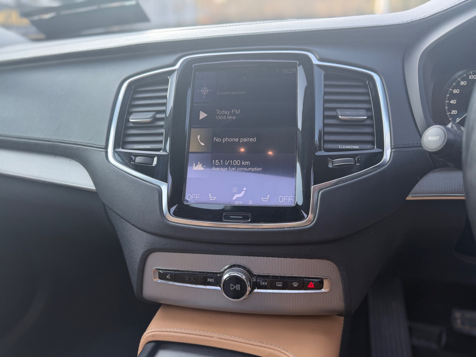 2016 Volvo XC90 - image 13