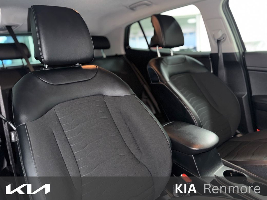 2023 Kia Sportage - image 8