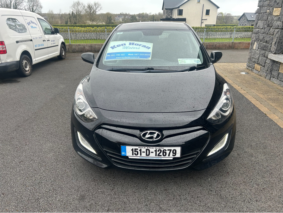 2015 Hyundai i30 - image 2