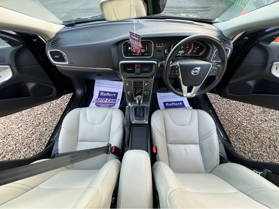 2016 Volvo V40 == AUTO//FULL LEATHER//LOW KMS//LIKE NEW== €14,950