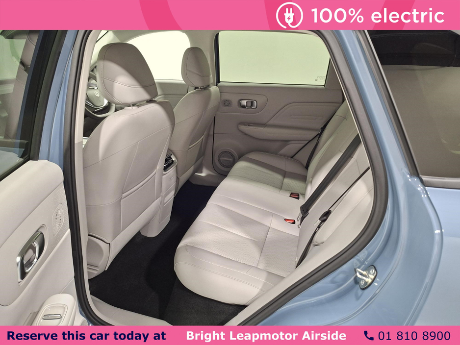 2026 Leapmotor B10 - image 20