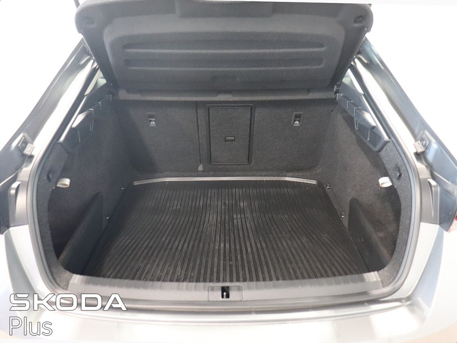 2024 Skoda Octavia - image 10