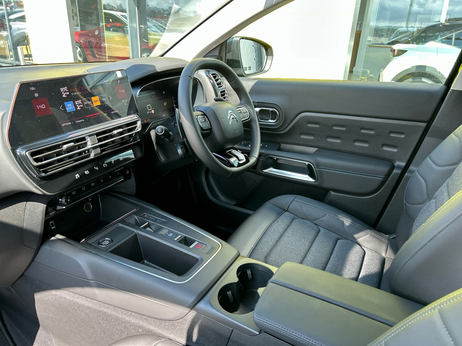 2025 Citroen C5 Aircross PLUS PACK BLUE HDI 13