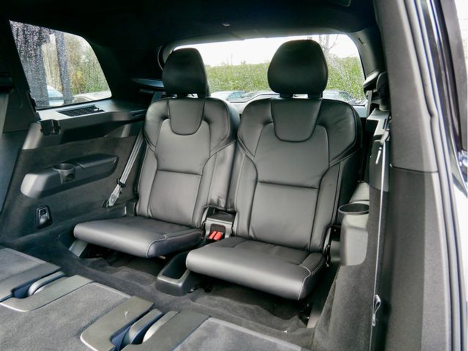 2024 Volvo XC90 - image 16