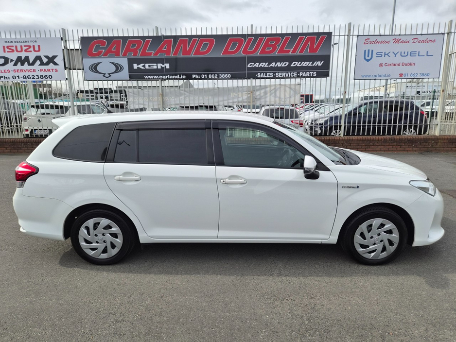 2020 Toyota Corolla - image 3