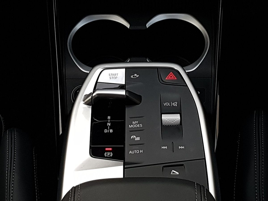 2025 BMW iX2 - image 10