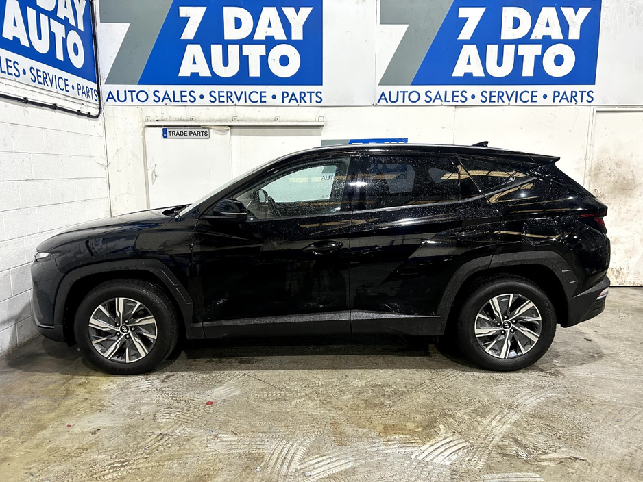 2022 Hyundai Tucson - image 4