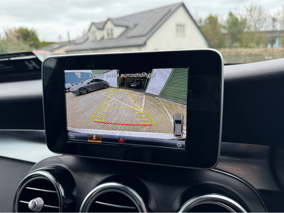 2018 Mercedes-Benz GLC Class - image 10