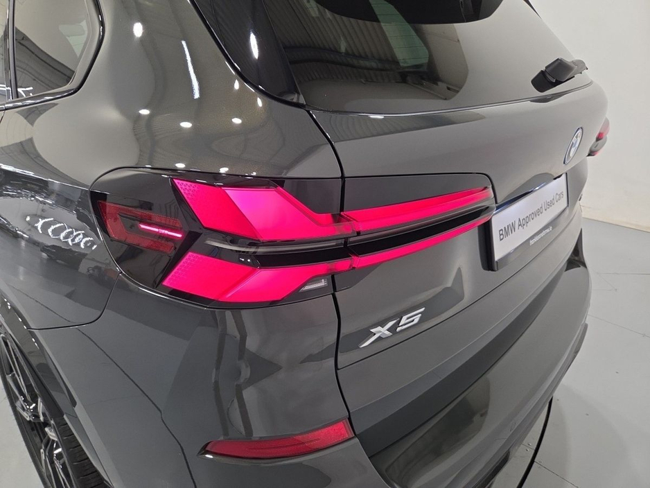 2026 BMW X5 xDrive50e M Sport €121,950