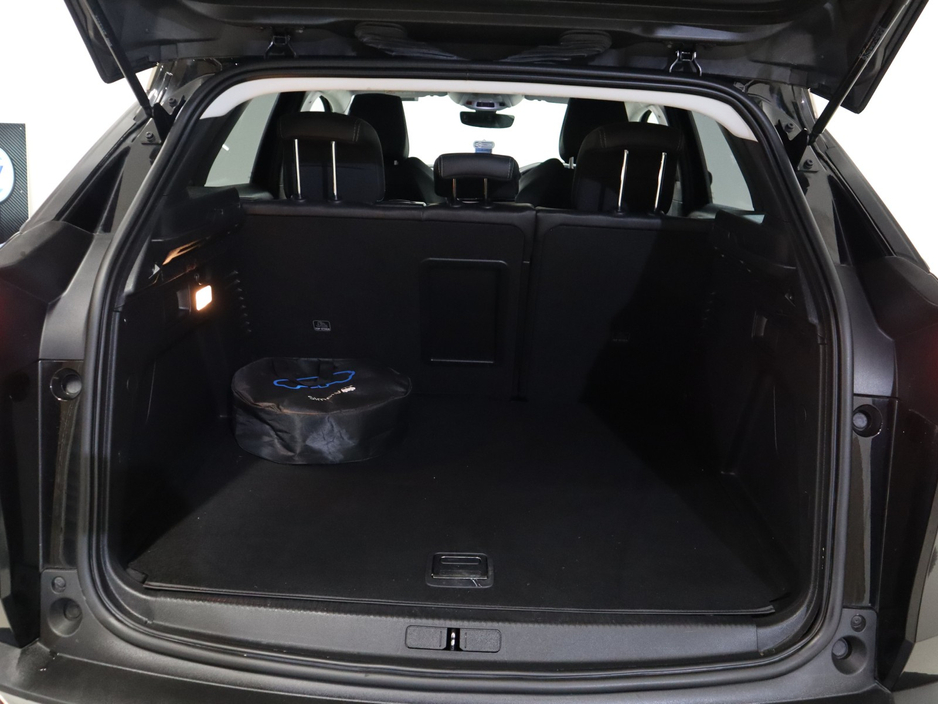 2022 Peugeot 3008 - image 24