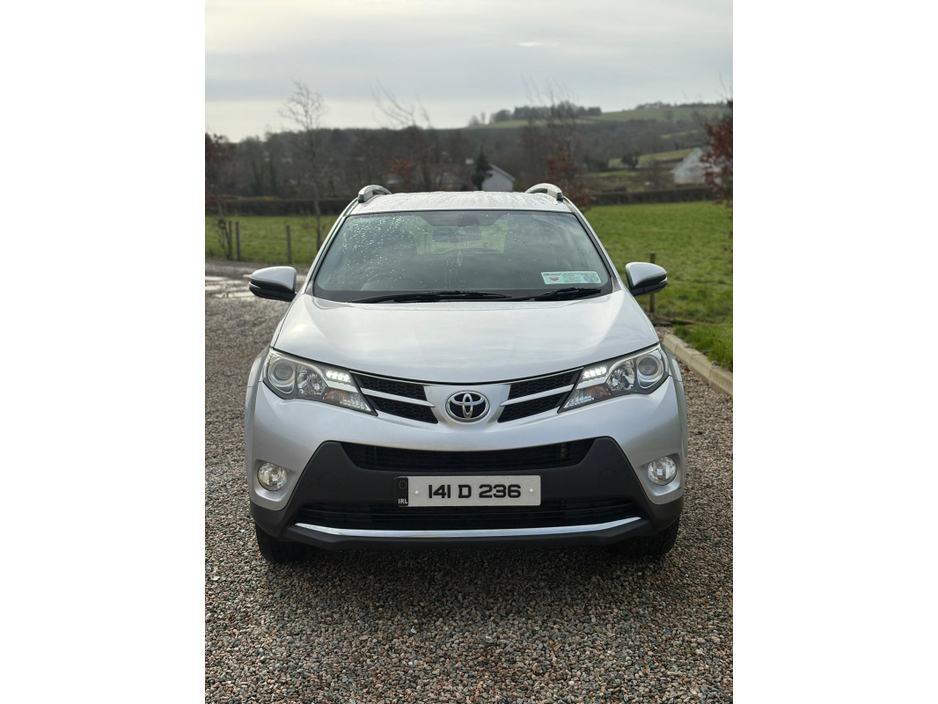 2014 Toyota Rav4 - image 5