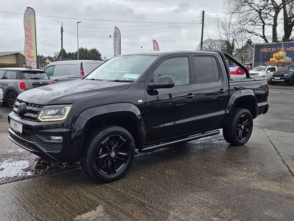 2017 Volkswagen Amarok - image 3