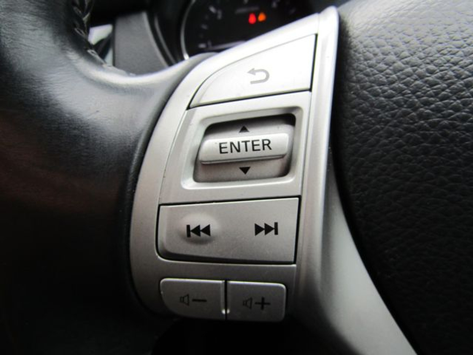 2014 Nissan Qashqai - image 23