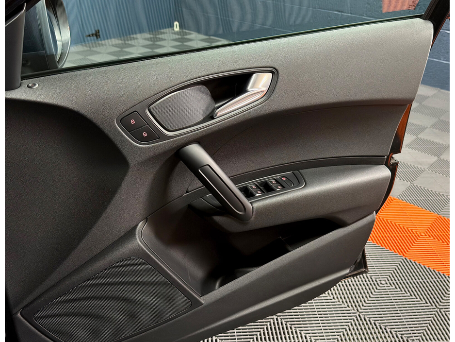 2017 Audi A1 - image 41