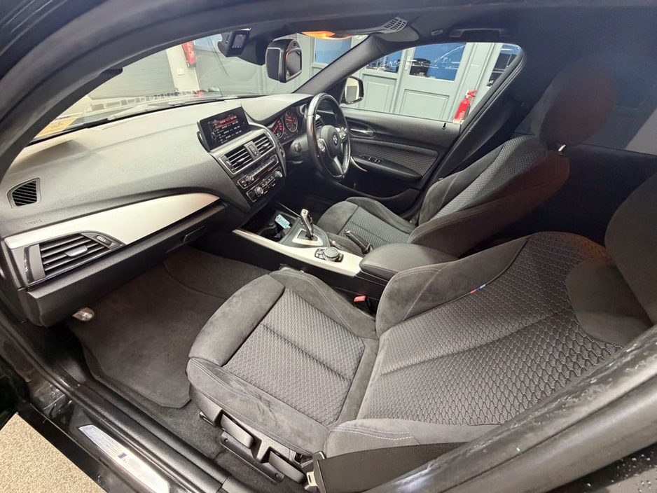 2016 BMW 1 Series - image 27