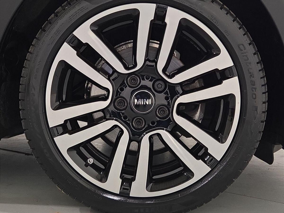 2022 MINI Hatch - image 14