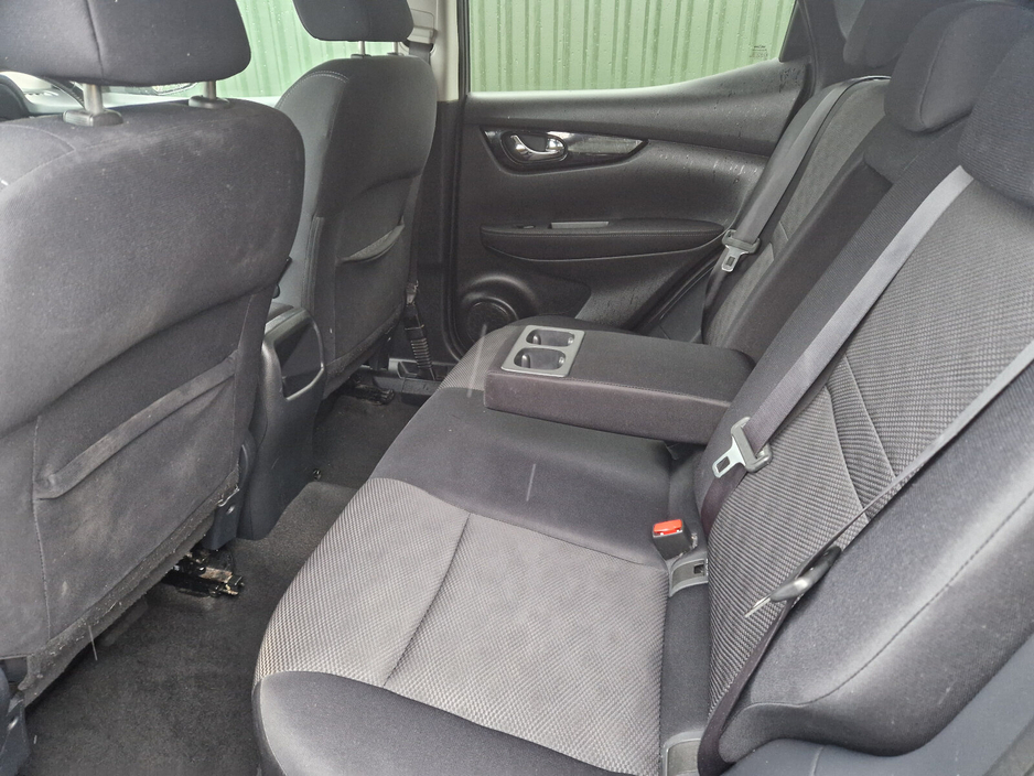2015 Nissan Qashqai 1.5 DSL SV PREMIUM €7,950