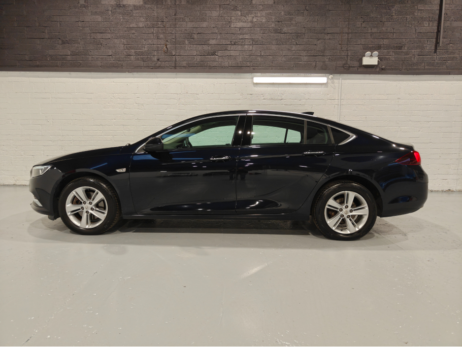 2017 Opel Insignia GRAND SPORT SE 2.0 17 170PS 5DR €10,850