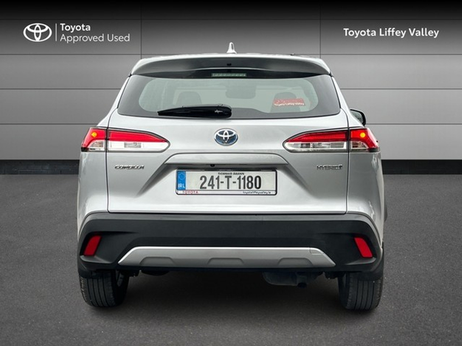 2024 Toyota Corolla Cross - image 4