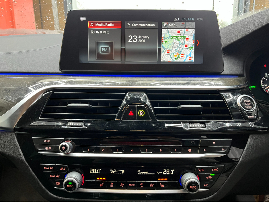 2018 BMW 5 Series €24950 2018 BMW 520D 523D TOURING LUXURY 2.0 AUTOMATIC / CRUISE CONTROL / 360° PARKING CAMERA / ELECTRIC MEMORY HEATED FRONT & REAR SEATS €24,950