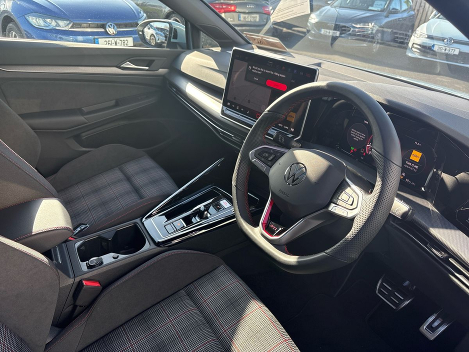 2026 Volkswagen Golf *DEMO* GTI 2.0 TSI 265HP €62,975