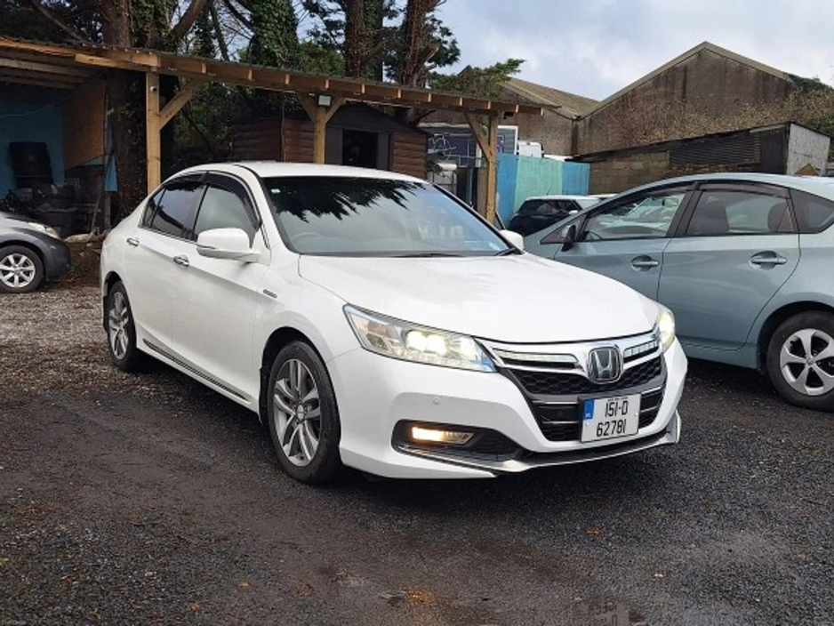 2015 Honda Accord - image 3