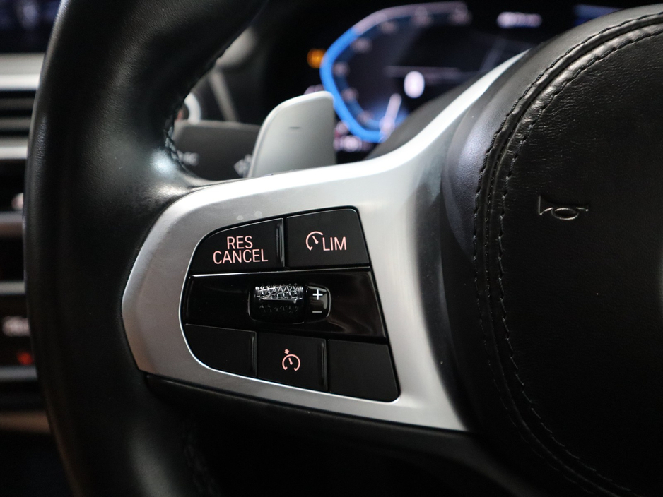 2022 BMW X3 - image 11