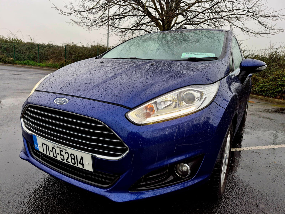 2017 Ford Fiesta - image 5