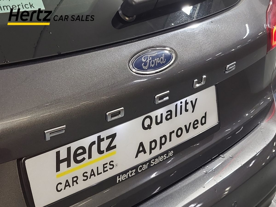 2023 Ford Focus - image 10