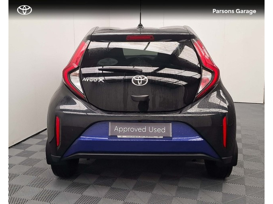 2023 Toyota Aygo X  €18,995