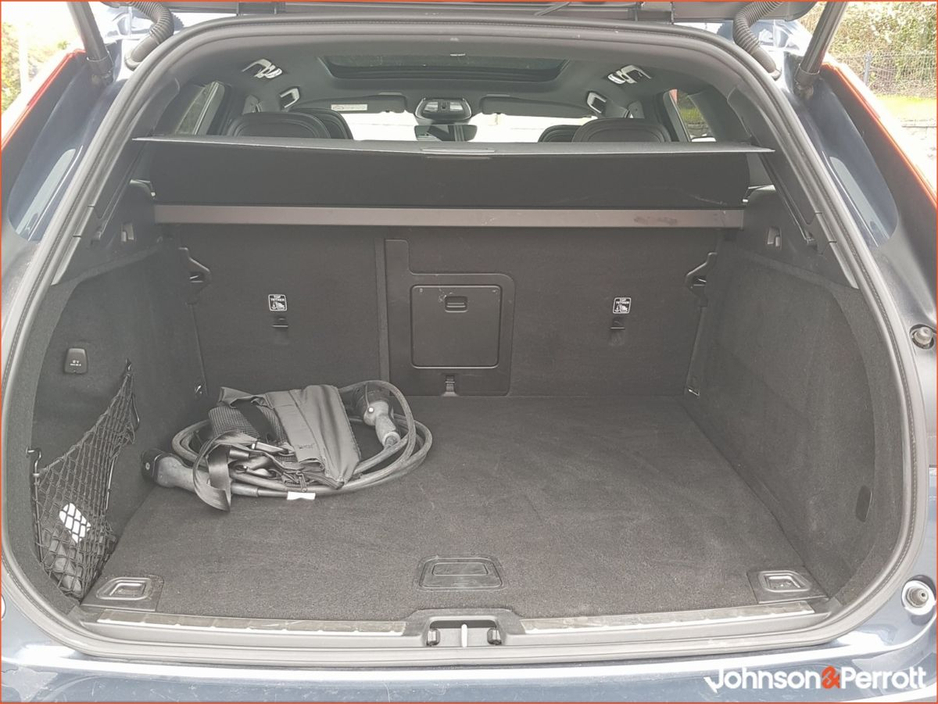 2024 Volvo XC60 - image 14