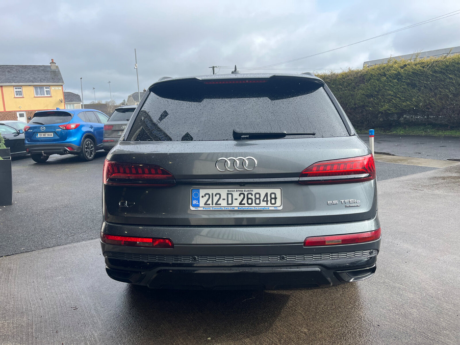 2021 Audi Q7 - image 9