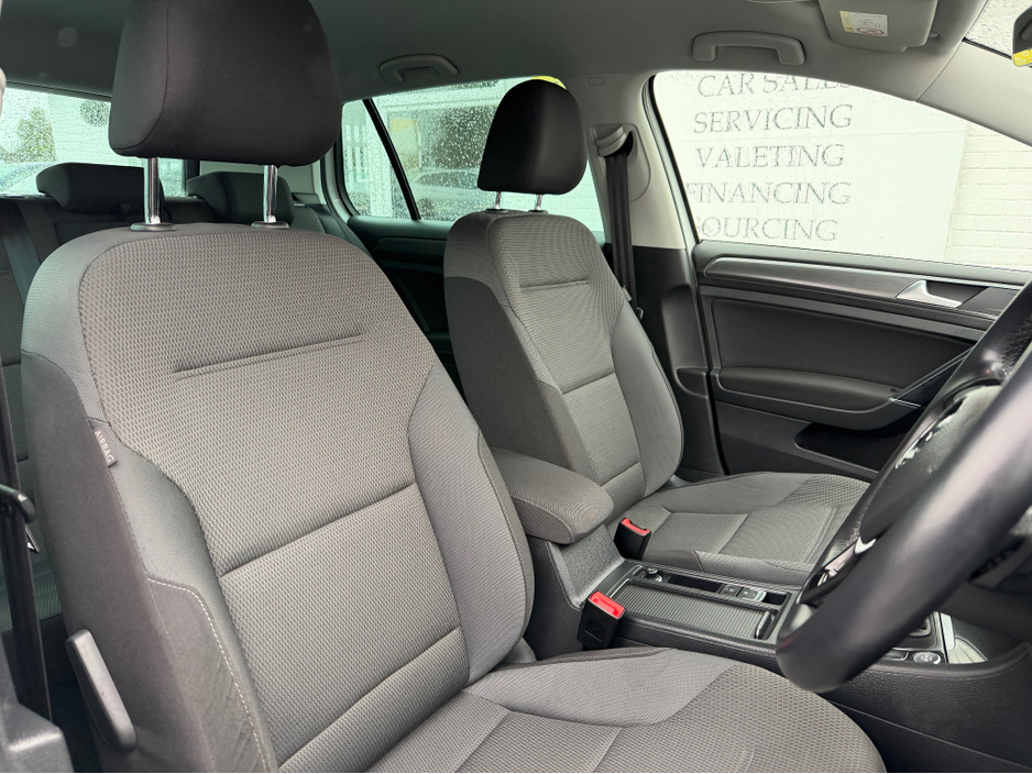 2018 Volkswagen Golf (182) 1.2 TSI COMFORTLINE TECH EDITION €20,950