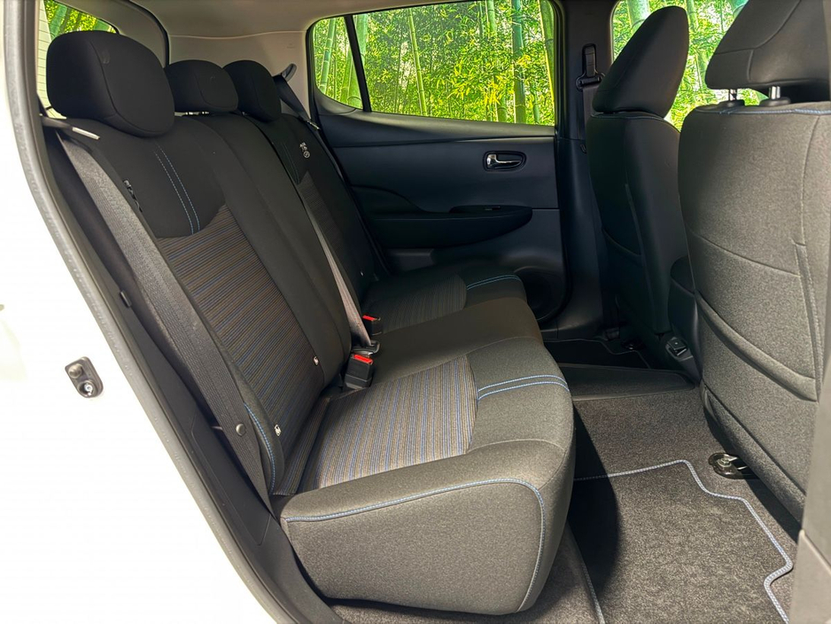 2025 Nissan Leaf Leaf SV Premium 40 kWh €24,995