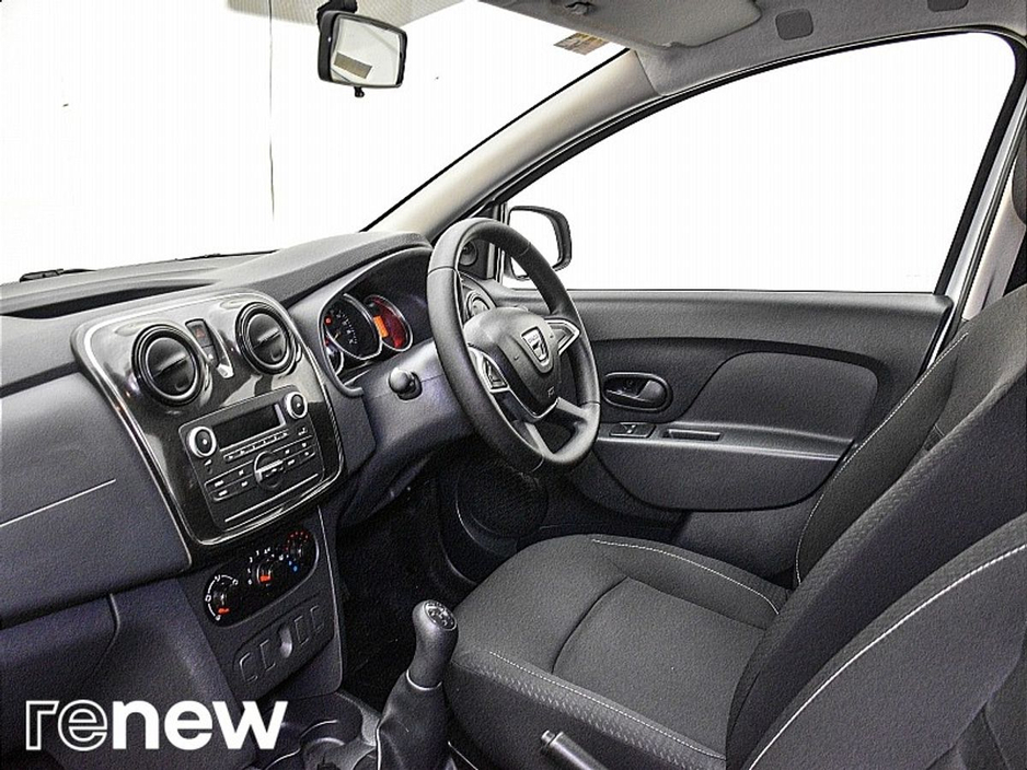 2019 Dacia Sandero - image 5