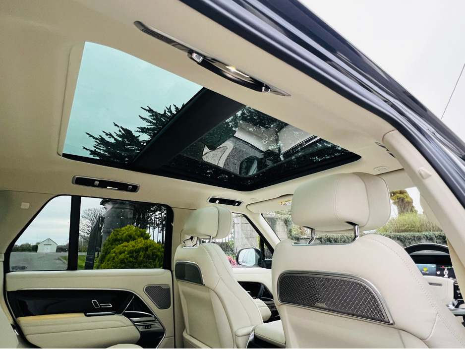 2023 Land Rover Range Rover - image 17