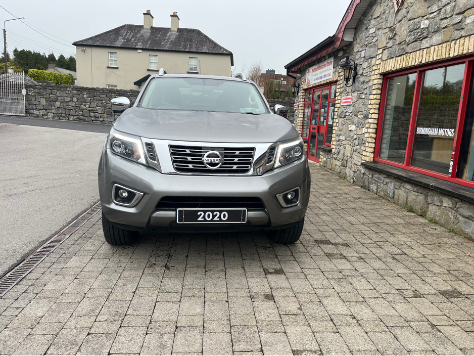 2020 Nissan Navara - image 6