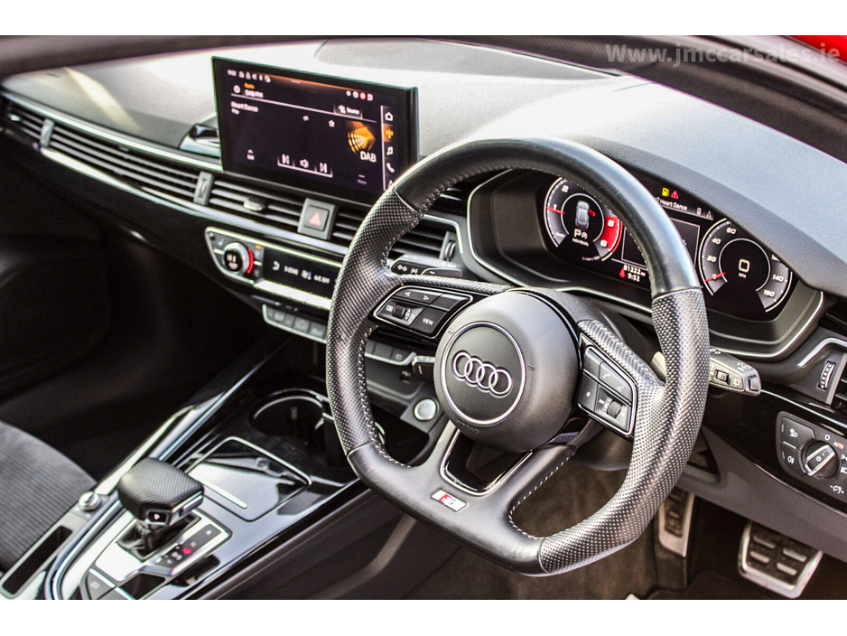 2020 Audi A4 30 TDI 136HP S Tronic S line €32,995