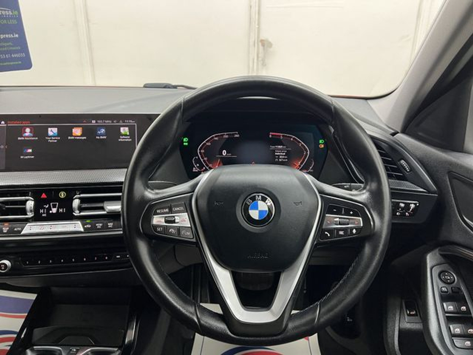 2020 BMW 1 Series - image 24