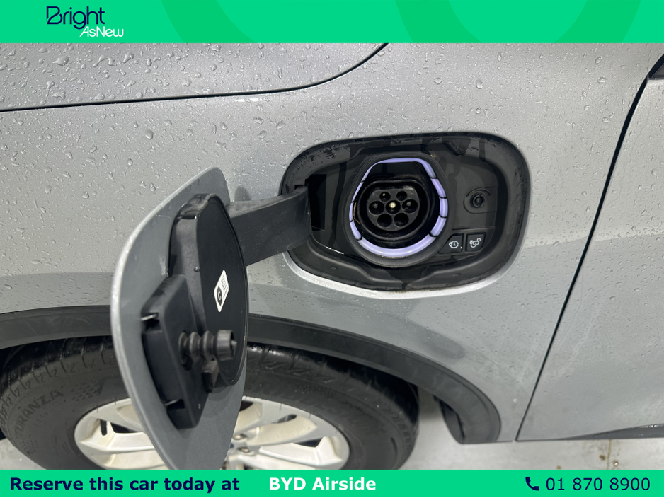 2022 Ford Kuga - image 10