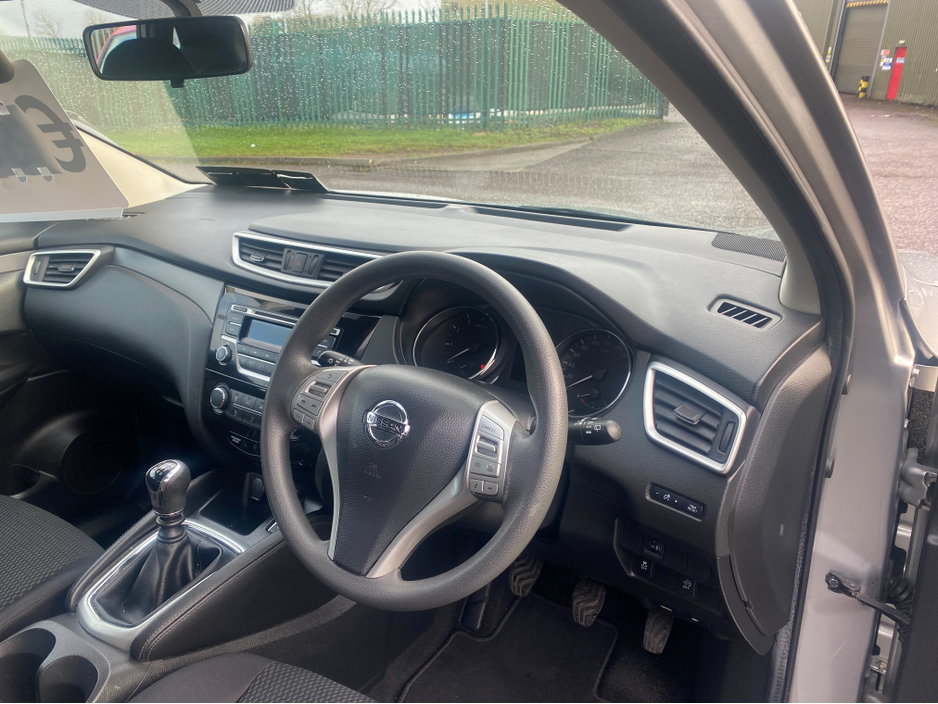 2017 Nissan Qashqai 1.2 PET XE E6 4DR €11,250