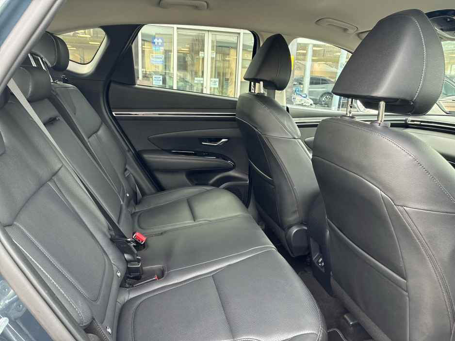 2022 Hyundai Tucson - image 10