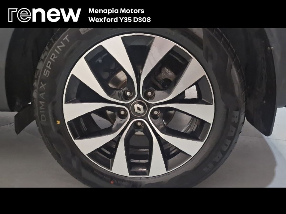 2022 Renault Arkana - image 9