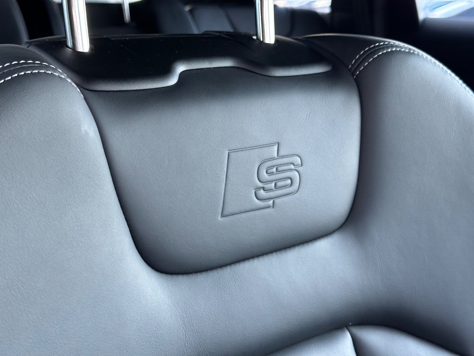 2025 Audi Q7 - image 18