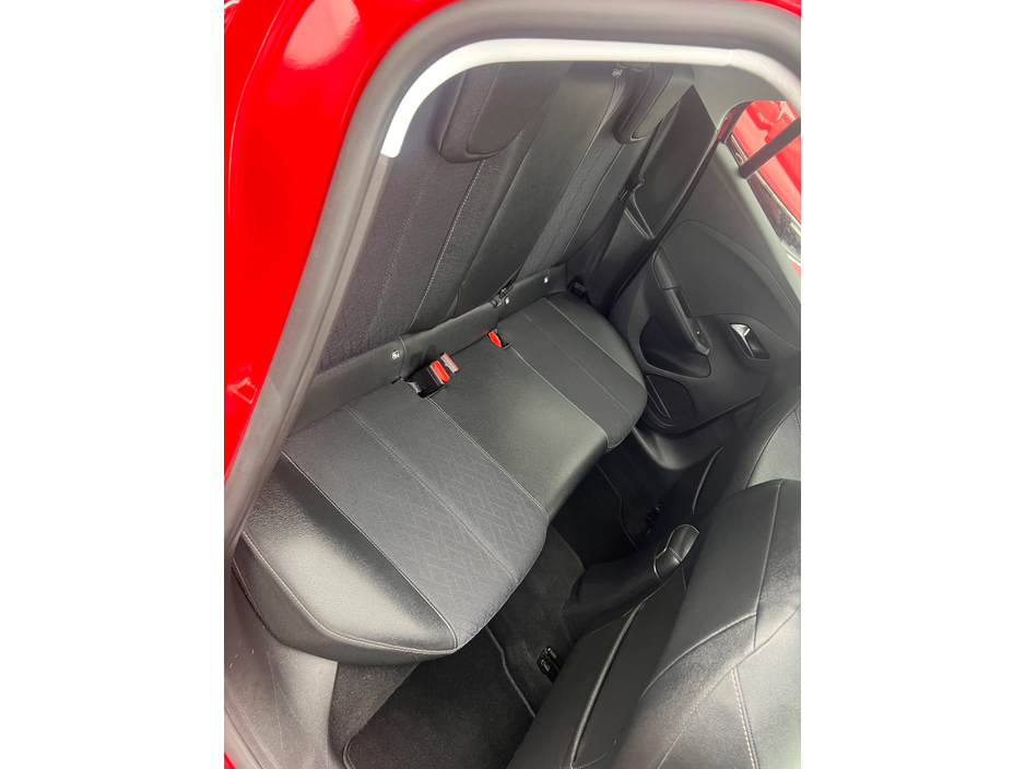 2022 Opel Corsa - image 16