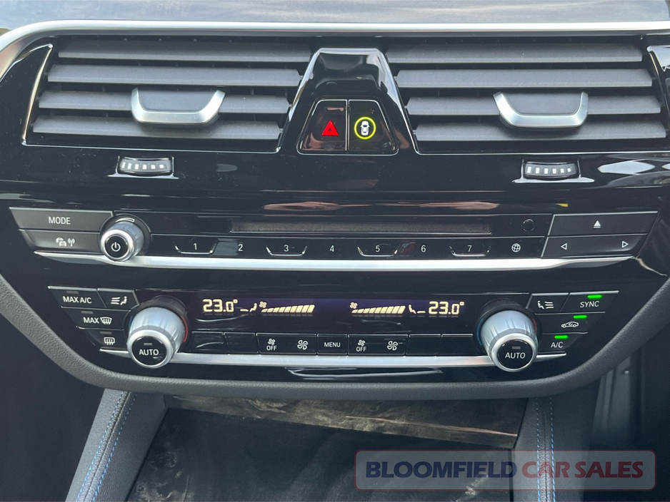 2018 BMW 5 Series MSPORT , PAN ROOF // IMMACULATE €29,950