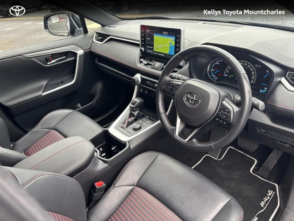 2022 Toyota Rav4 - image 3