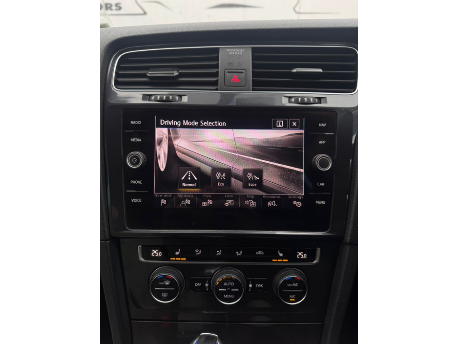 2019 Volkswagen E-Golf EE E1F 136BHP 5DR AUTO E-GOLF €12,800