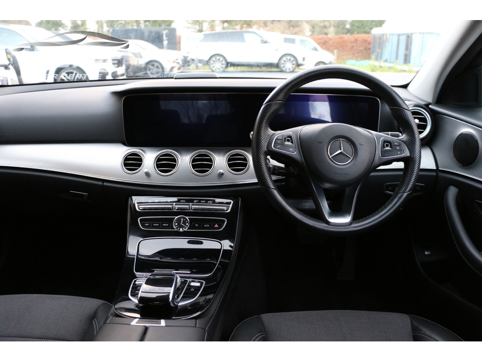 2016 Mercedes-Benz E Class E220D AUTO €19,995