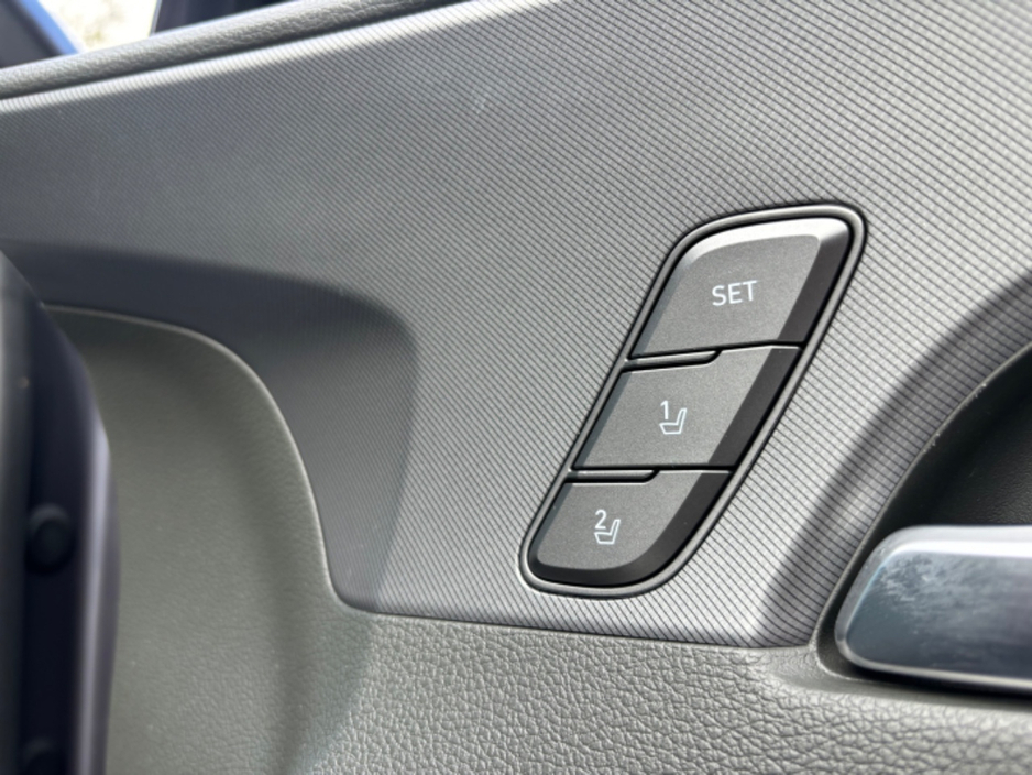 2022 Hyundai Santa Fe - image 17